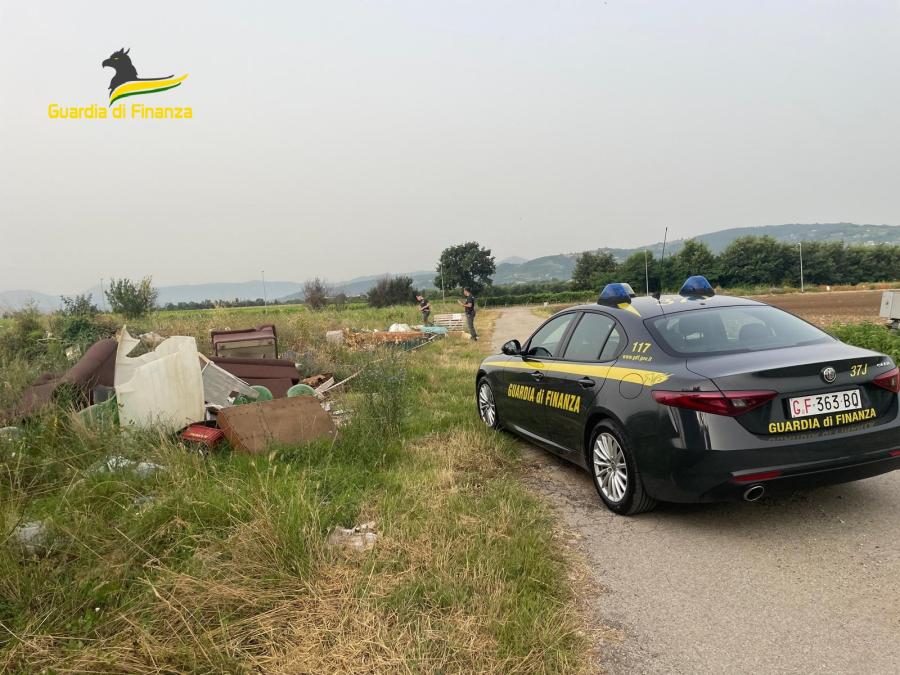 FINANZA SAN SALVATORE DISCARICA ABUSIVA
